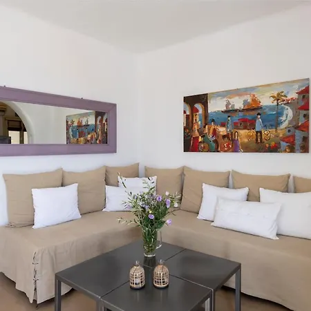 One Bedroom Cycladic House In - Big * Naousa (Paros)